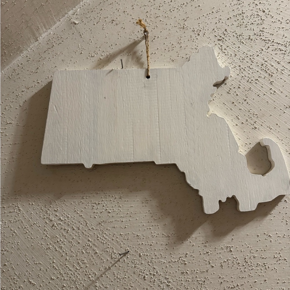 White Wooden Massachusetts State Wall Decor